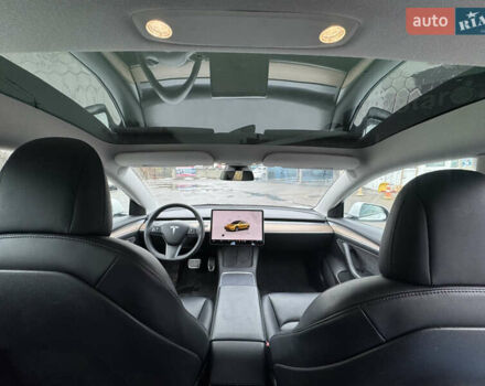 Білий Тесла Модель 3, об'ємом двигуна 0 л та пробігом 110 тис. км за 16900 $, фото 13 на Automoto.ua