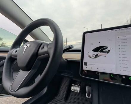 Белый Тесла Модель 3, объемом двигателя 0 л и пробегом 118 тыс. км за 21999 $, фото 3 на Automoto.ua