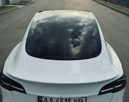 Белый Тесла Модель 3, объемом двигателя 0 л и пробегом 26 тыс. км за 26800 $, фото 25 на Automoto.ua