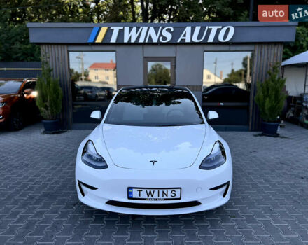 Белый Тесла Модель 3, объемом двигателя 0 л и пробегом 40 тыс. км за 23900 $, фото 13 на Automoto.ua
