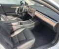Белый Тесла Модель 3, объемом двигателя 4 л и пробегом 59 тыс. км за 15500 $, фото 4 на Automoto.ua