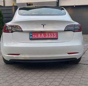 Білий Тесла Модель 3, об'ємом двигуна 0 л та пробігом 35 тис. км за 21800 $, фото 10 на Automoto.ua