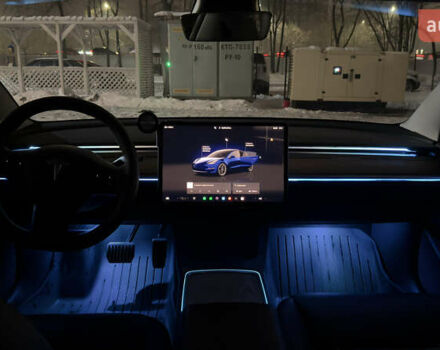 Білий Тесла Модель 3, об'ємом двигуна 0 л та пробігом 74 тис. км за 21800 $, фото 10 на Automoto.ua