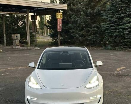 Тесла Модель 3 2022 у Кривому Розі на Automoto.ua Білий Тесла Модель 3, об'ємом двигуна 0 л та пробігом 144 тис. км за 18000 $, фото 4 на Automoto.ua
