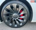 Белый Тесла Модель 3, объемом двигателя 0 л и пробегом 110 тыс. км за 24550 $, фото 45 на Automoto.ua