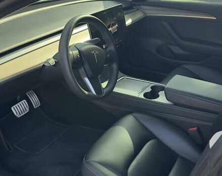 Білий Тесла Модель 3, об'ємом двигуна 0 л та пробігом 65 тис. км за 33500 $, фото 6 на Automoto.ua