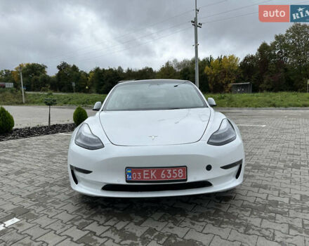 Білий Тесла Модель 3, об'ємом двигуна 0 л та пробігом 120 тис. км за 15900 $, фото 3 на Automoto.ua