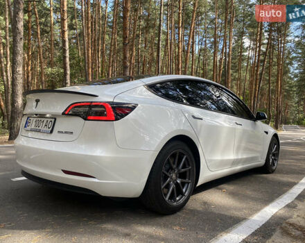 Білий Тесла Модель 3, об'ємом двигуна 0 л та пробігом 22 тис. км за 28900 $, фото 2 на Automoto.ua