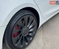 Белый Тесла Модель 3, объемом двигателя 0 л и пробегом 64 тыс. км за 20500 $, фото 14 на Automoto.ua