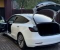 Белый Тесла Модель 3, объемом двигателя 0 л и пробегом 59 тыс. км за 14500 $, фото 8 на Automoto.ua