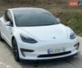 Белый Тесла Модель 3, объемом двигателя 0 л и пробегом 55 тыс. км за 23000 $, фото 1 на Automoto.ua