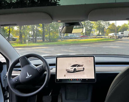 Тесла Модель 3 2022 в Киеве на Automoto.ua Белый Тесла Модель 3, объемом двигателя 0 л и пробегом 34 тыс. км за 15200 $, фото 14 на Automoto.ua