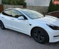 Белый Тесла Модель 3, объемом двигателя 0 л и пробегом 99 тыс. км за 23500 $, фото 4 на Automoto.ua