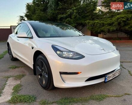 Белый Тесла Модель 3, объемом двигателя 0 л и пробегом 74 тыс. км за 24000 $, фото 17 на Automoto.ua