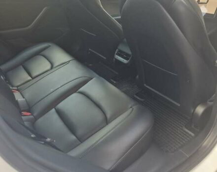 Білий Тесла Модель 3, об'ємом двигуна 0 л та пробігом 128 тис. км за 19999 $, фото 4 на Automoto.ua