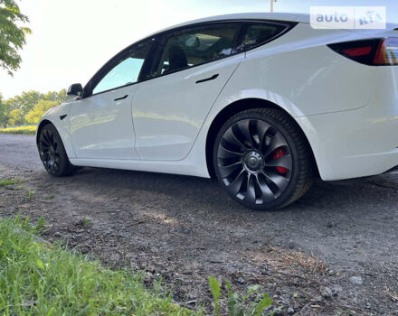 Белый Тесла Модель 3, объемом двигателя 0 л и пробегом 19 тыс. км за 34000 $, фото 30 на Automoto.ua