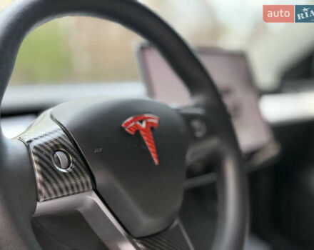 Белый Тесла Модель 3, объемом двигателя 0 л и пробегом 60 тыс. км за 22900 $, фото 23 на Automoto.ua
