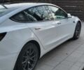 Білий Тесла Модель 3, об'ємом двигуна 0 л та пробігом 75 тис. км за 19000 $, фото 3 на Automoto.ua