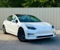 Білий Тесла Модель 3, об'ємом двигуна 0 л та пробігом 15 тис. км за 9869 $, фото 1 на Automoto.ua
