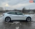 Белый Тесла Модель 3, объемом двигателя 0 л и пробегом 31 тыс. км за 23500 $, фото 5 на Automoto.ua
