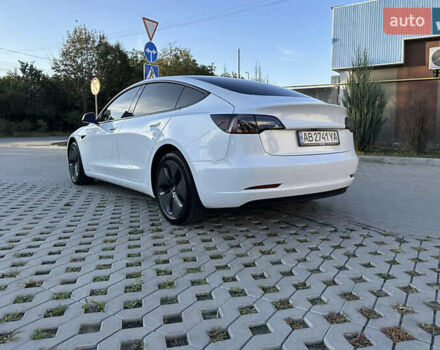 Белый Тесла Модель 3, объемом двигателя 0 л и пробегом 34 тыс. км за 24600 $, фото 6 на Automoto.ua