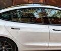Белый Тесла Модель 3, объемом двигателя 0 л и пробегом 71 тыс. км за 20400 $, фото 5 на Automoto.ua