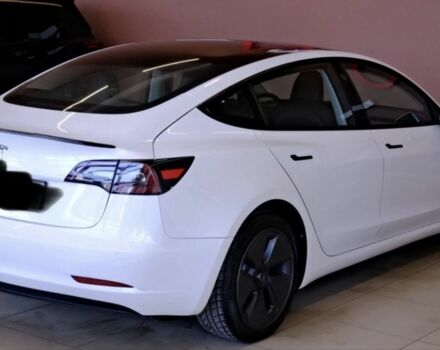 Білий Тесла Модель 3, об'ємом двигуна 0 л та пробігом 60 тис. км за 19000 $, фото 1 на Automoto.ua