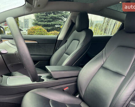 Білий Тесла Модель 3, об'ємом двигуна 0 л та пробігом 33 тис. км за 21300 $, фото 8 на Automoto.ua