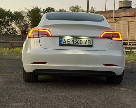 Тесла Модель 3 2022 у Кривому Розі на Automoto.ua Білий Тесла Модель 3, об'ємом двигуна 0 л та пробігом 144 тис. км за 18000 $, фото 1 на Automoto.ua