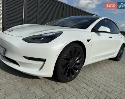 Белый Тесла Модель 3, объемом двигателя 0 л и пробегом 30 тыс. км за 23500 $, фото 3 на Automoto.ua