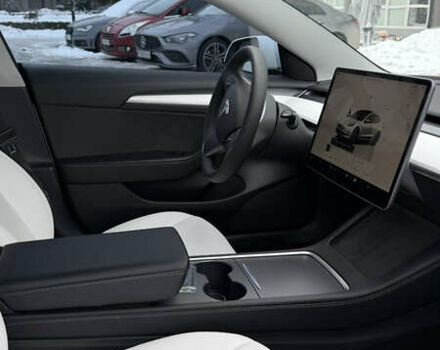 Білий Тесла Модель 3, об'ємом двигуна 0 л та пробігом 70 тис. км за 19000 $, фото 6 на Automoto.ua