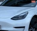 Білий Тесла Модель 3, об'ємом двигуна 0 л та пробігом 90 тис. км за 19900 $, фото 3 на Automoto.ua