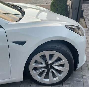 Білий Тесла Модель 3, об'ємом двигуна 0 л та пробігом 35 тис. км за 21800 $, фото 18 на Automoto.ua