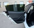 Белый Тесла Модель 3, объемом двигателя 0 л и пробегом 90 тыс. км за 20900 $, фото 47 на Automoto.ua