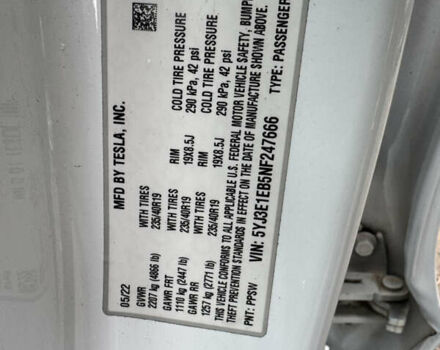 Белый Тесла Модель 3, объемом двигателя 0 л и пробегом 28 тыс. км за 19990 $, фото 20 на Automoto.ua