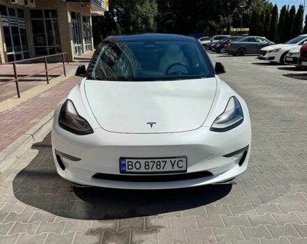 Білий Тесла Модель 3, об'ємом двигуна 0 л та пробігом 72 тис. км за 21000 $, фото 4 на Automoto.ua