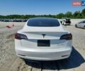 Білий Тесла Модель 3, об'ємом двигуна 0 л та пробігом 39 тис. км за 6500 $, фото 5 на Automoto.ua