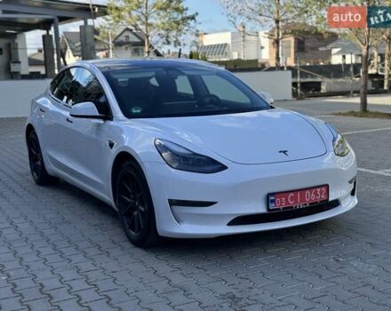 Белый Тесла Модель 3, объемом двигателя 0 л и пробегом 105 тыс. км за 22200 $, фото 16 на Automoto.ua