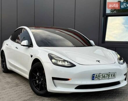 Белый Тесла Модель 3, объемом двигателя 0 л и пробегом 70 тыс. км за 22600 $, фото 1 на Automoto.ua