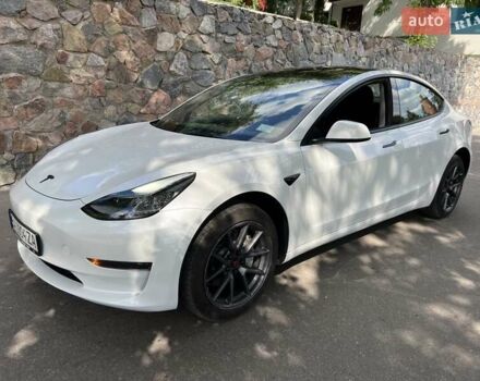 Білий Тесла Модель 3, об'ємом двигуна 0 л та пробігом 23 тис. км за 21500 $, фото 18 на Automoto.ua