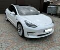 Білий Тесла Модель 3, об'ємом двигуна 0 л та пробігом 50 тис. км за 13505 $, фото 1 на Automoto.ua