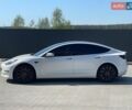 Білий Тесла Модель 3, об'ємом двигуна 0 л та пробігом 68 тис. км за 26800 $, фото 6 на Automoto.ua