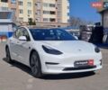 Білий Тесла Модель 3, об'ємом двигуна 0 л та пробігом 36 тис. км за 19990 $, фото 2 на Automoto.ua