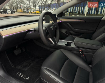 Белый Тесла Модель 3, объемом двигателя 0 л и пробегом 31 тыс. км за 20900 $, фото 17 на Automoto.ua