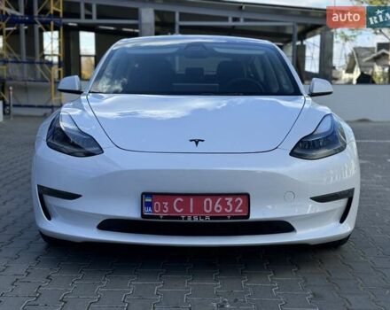 Белый Тесла Модель 3, объемом двигателя 0 л и пробегом 105 тыс. км за 22200 $, фото 2 на Automoto.ua