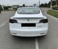 Білий Тесла Модель 3, об'ємом двигуна 0 л та пробігом 63 тис. км за 17000 $, фото 4 на Automoto.ua
