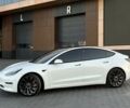 Белый Тесла Модель 3, объемом двигателя 0 л и пробегом 50 тыс. км за 18000 $, фото 1 на Automoto.ua