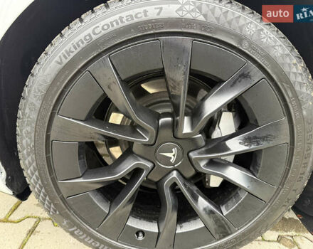 Білий Тесла Модель 3, об'ємом двигуна 0 л та пробігом 55 тис. км за 20200 $, фото 9 на Automoto.ua