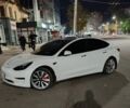 Белый Тесла Модель 3, объемом двигателя 0 л и пробегом 100 тыс. км за 24000 $, фото 1 на Automoto.ua