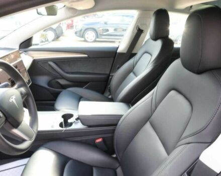 Білий Тесла Модель 3, об'ємом двигуна 0 л та пробігом 18 тис. км за 8900 $, фото 9 на Automoto.ua
